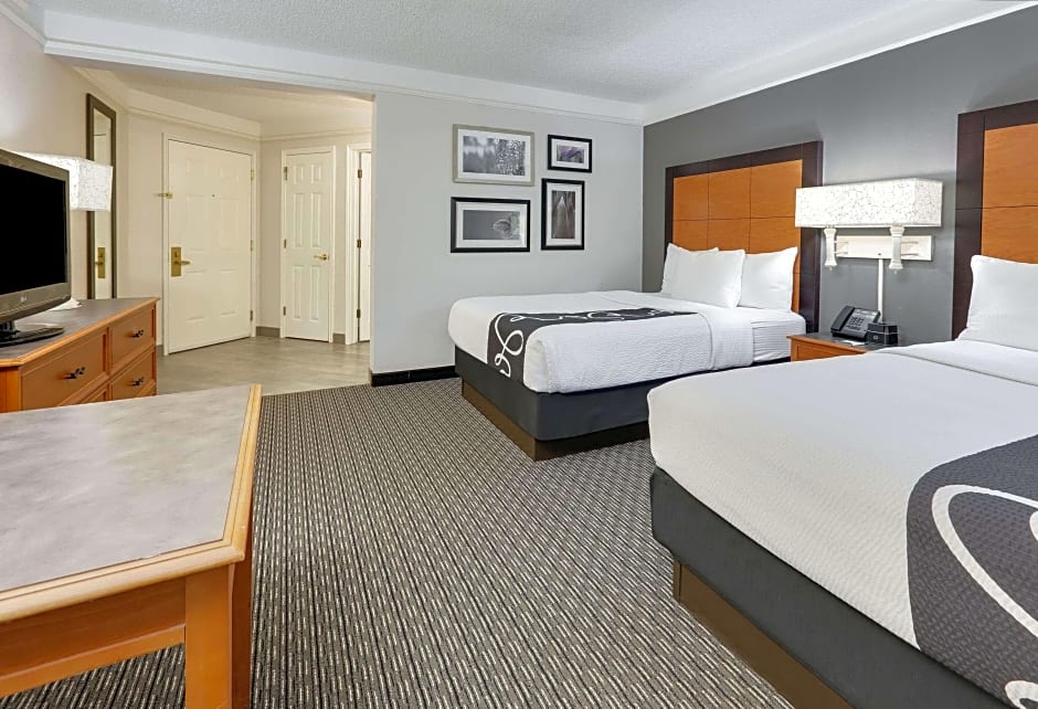 Photo 1 of 2 of 2 Double Beds, Pool View