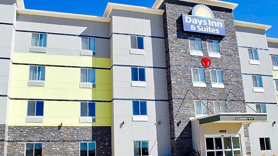 Days Inn & Suites by Wyndham Lubbock Medical Center