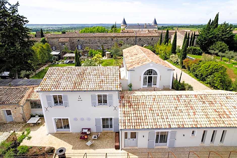 Secret d'Uzès - Place aux Herbes - Piscine chauffée et Jacuzzi