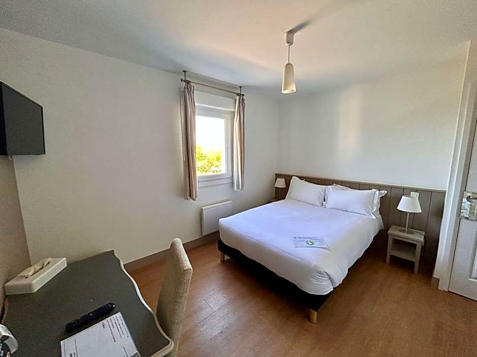 BRIT HOTEL Lannion-Perros Guirec