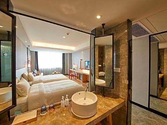 Manju Hotel (Wanda Plaza Branch of Xiangshan Passenger Transport Center)
