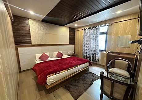 Laxmi Divine Badrinath