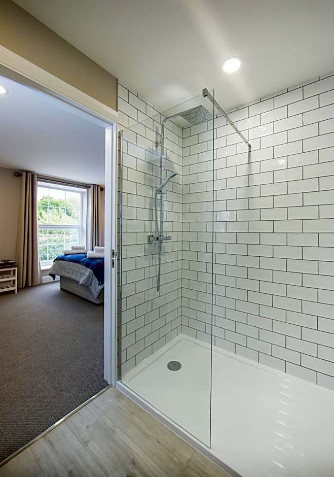 Darlington Arms by the airport