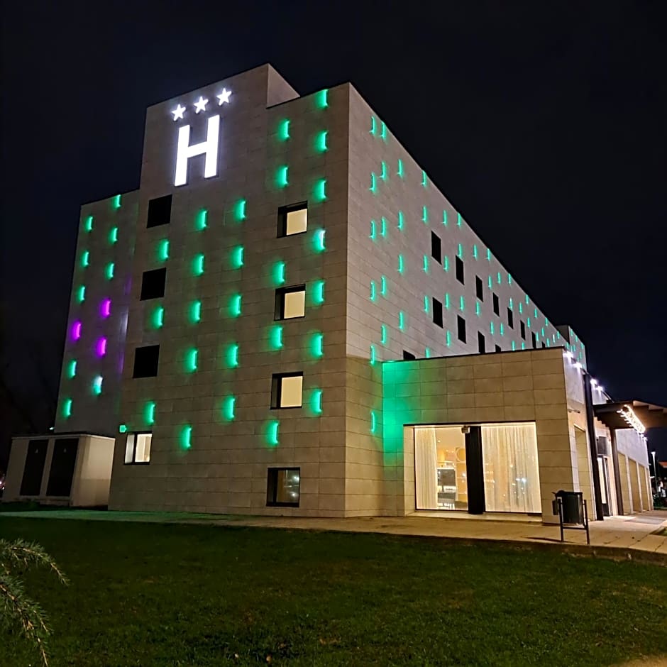 Hotel Puerta Santander