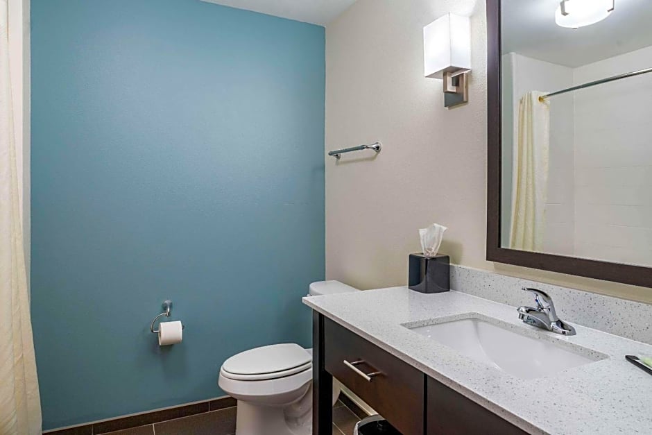 Sleep Inn & Suites