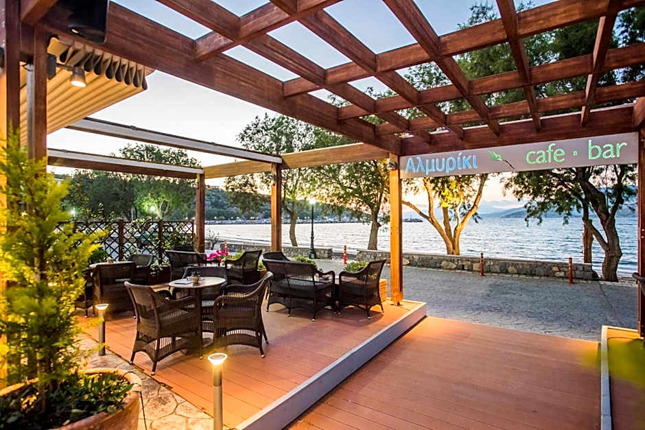 Almiriki Chios Rooms & Apartments