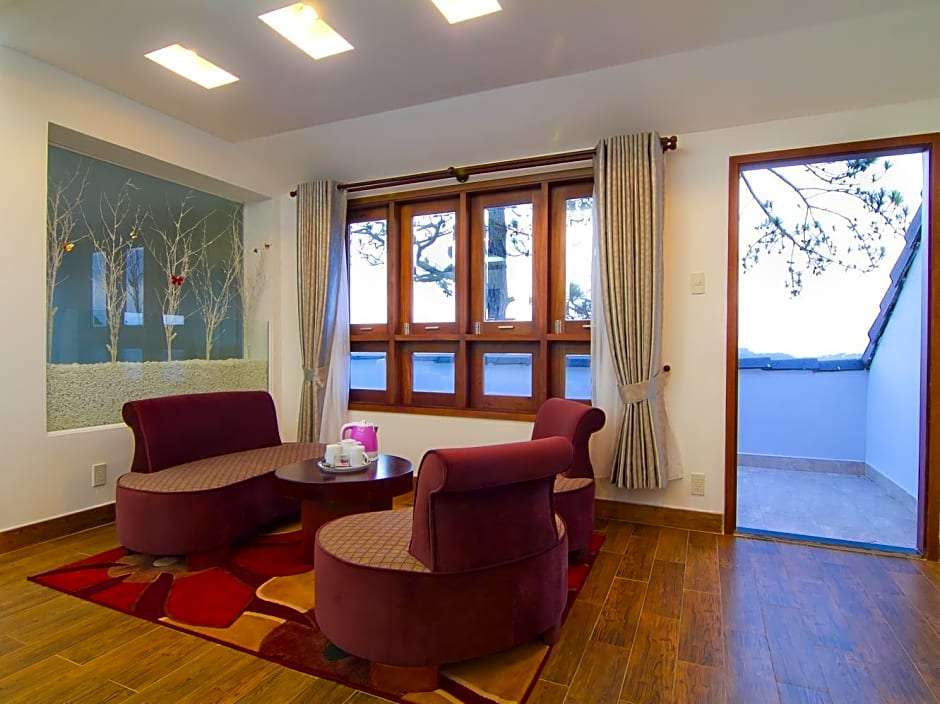 Giai Dieu Melody Hotel