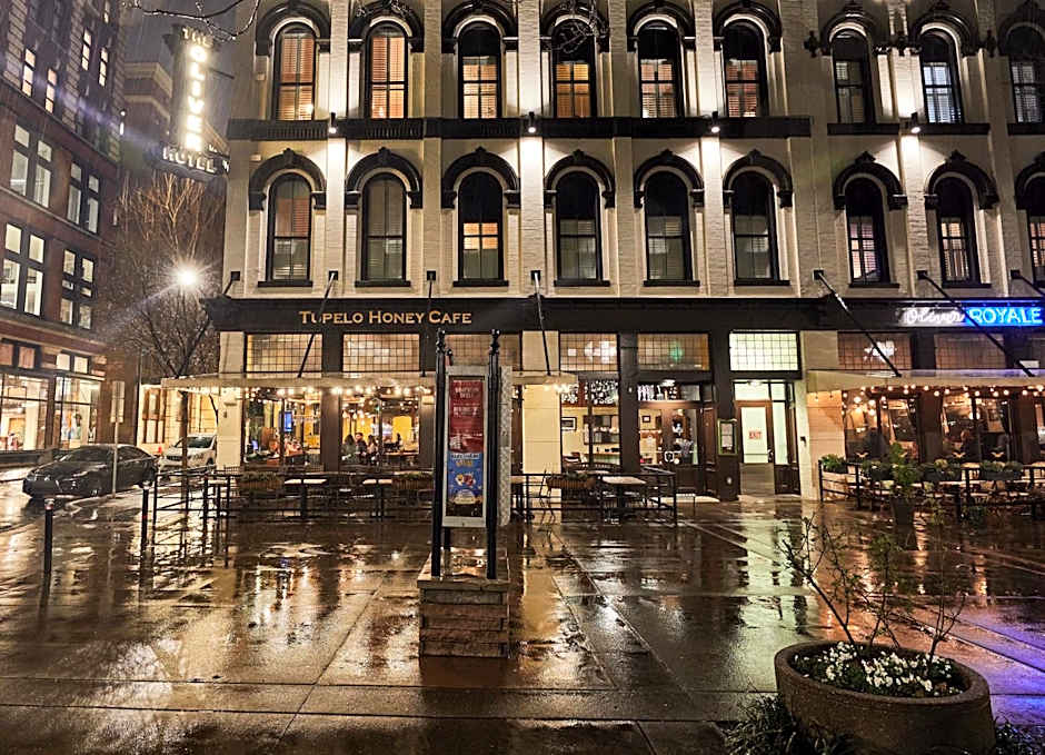 The Oliver Hotel Knoxville, by Oliver