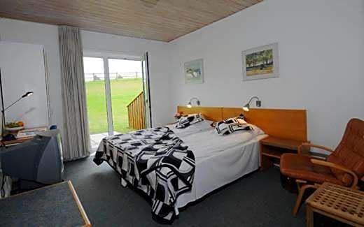 Photo 1 of 4 of Triple Room
