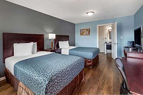 Deluxe Double Room with Two Double Beds - Non-Smoking