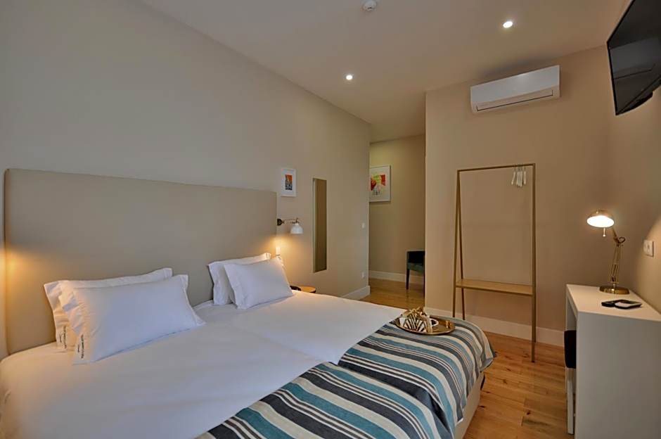 Porto Charming Hotel