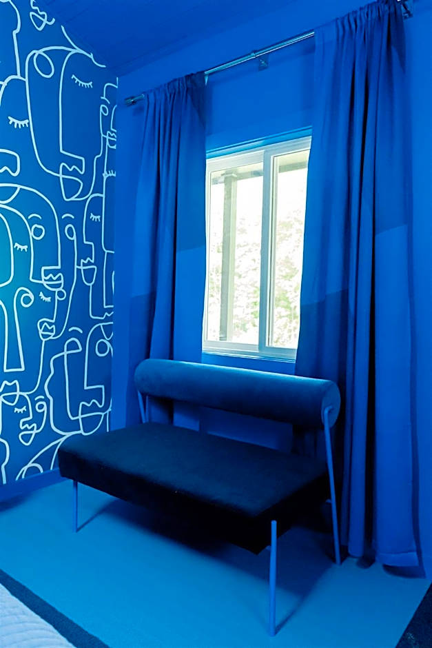 The Norsdale plus CMYK Motel on 10 acres in Phoenicia