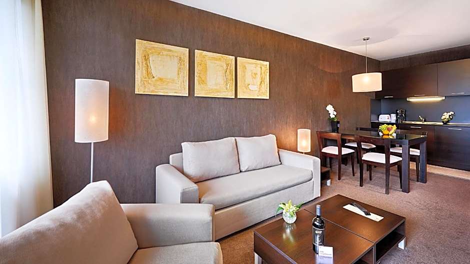 Lucky Bansko Aparthotel SPA & Relax