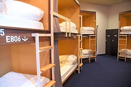 Semi-Private Bunk Bed in 8-Bed Room