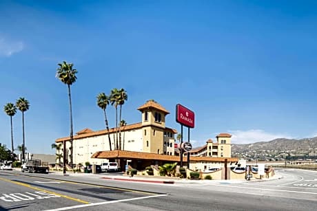 Ramada by Wyndham Burbank Airport