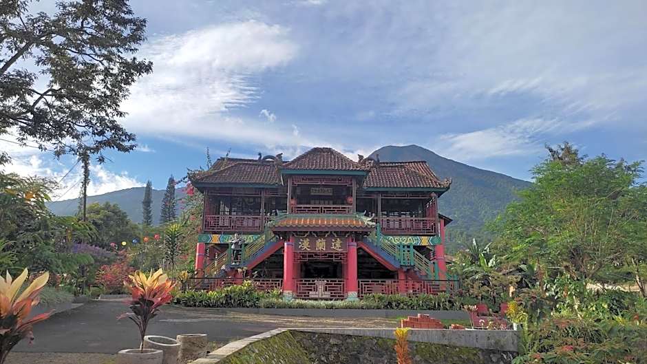 Villa Oriental Curug Nangka