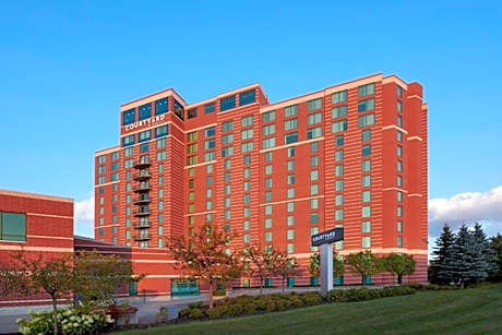 Courtyard by Marriott Ottawa East