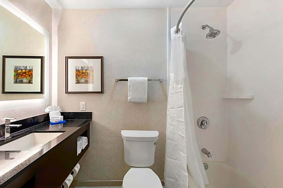 Holiday Inn Express Colton By IHG