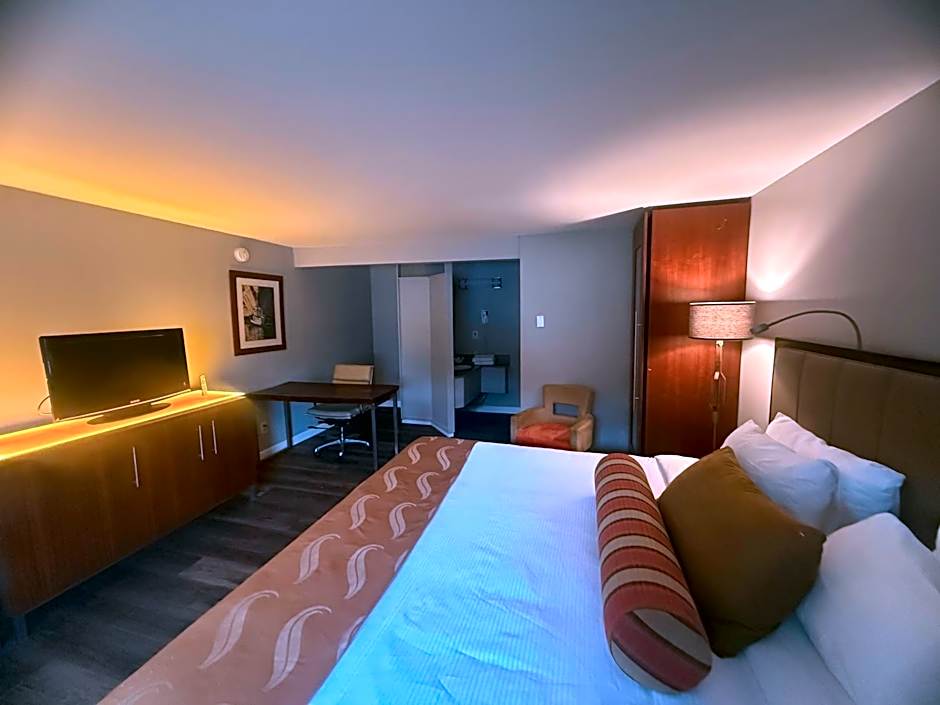 Quality Inn & Suites Bremerton