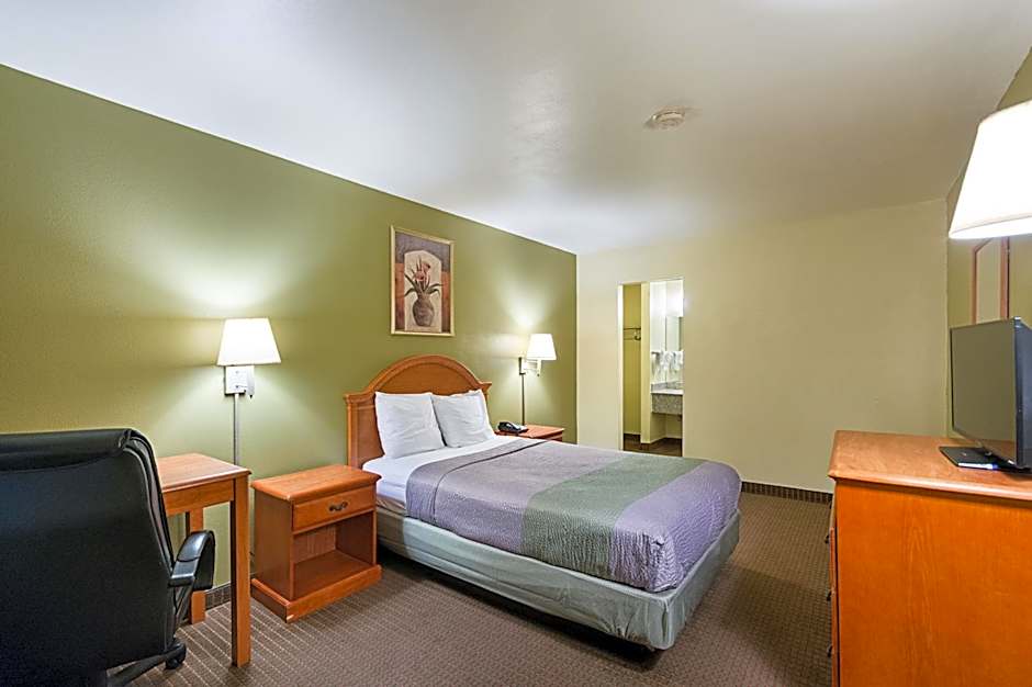 Motel 6-Livingston, TX