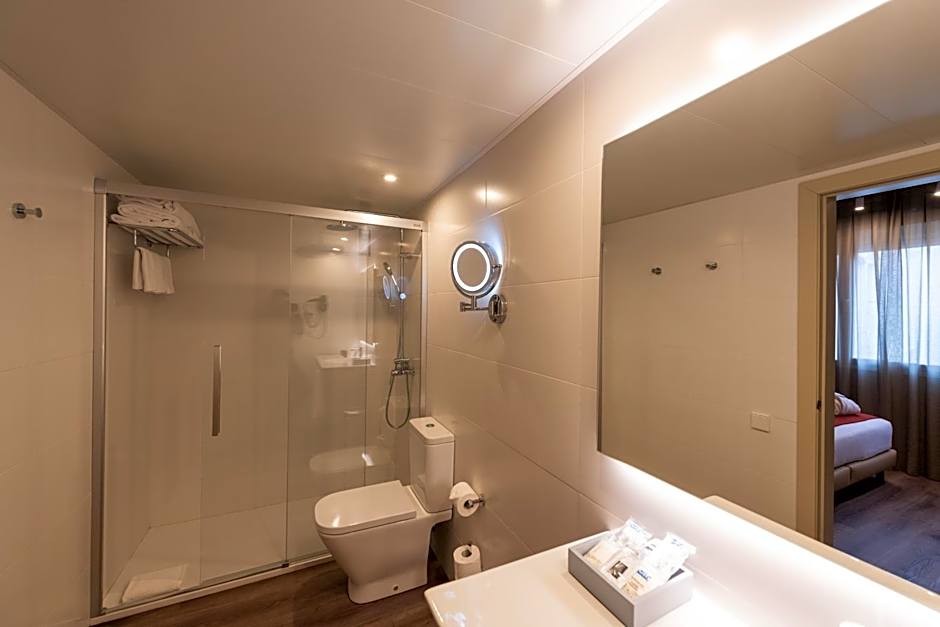 Atenea Rekord Suites