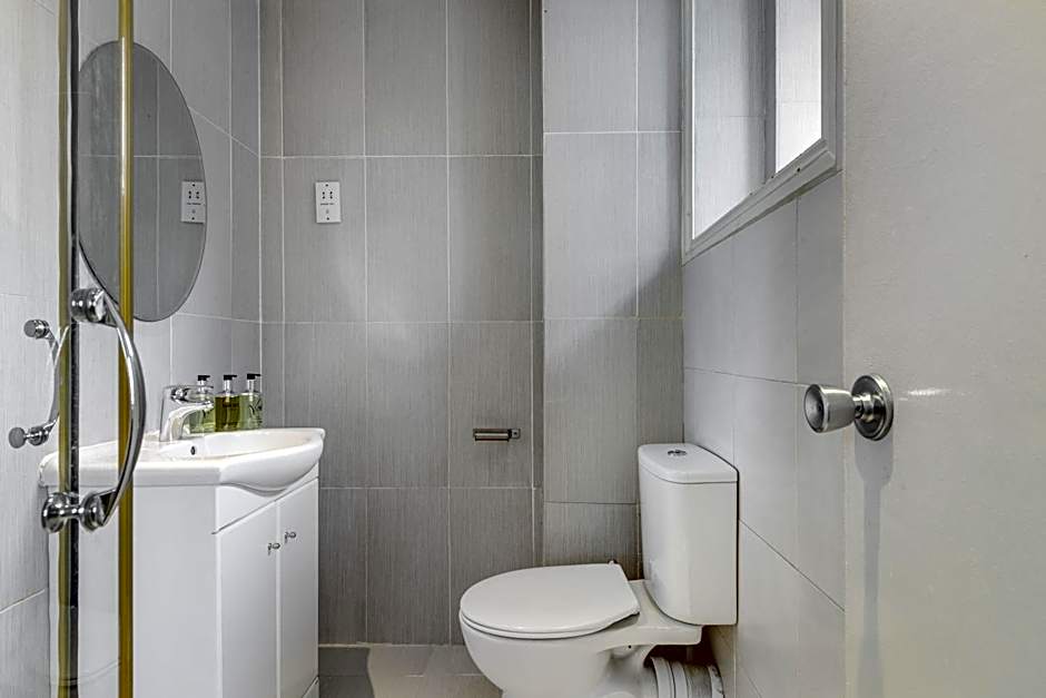 1 Lexham Gardens Hotel