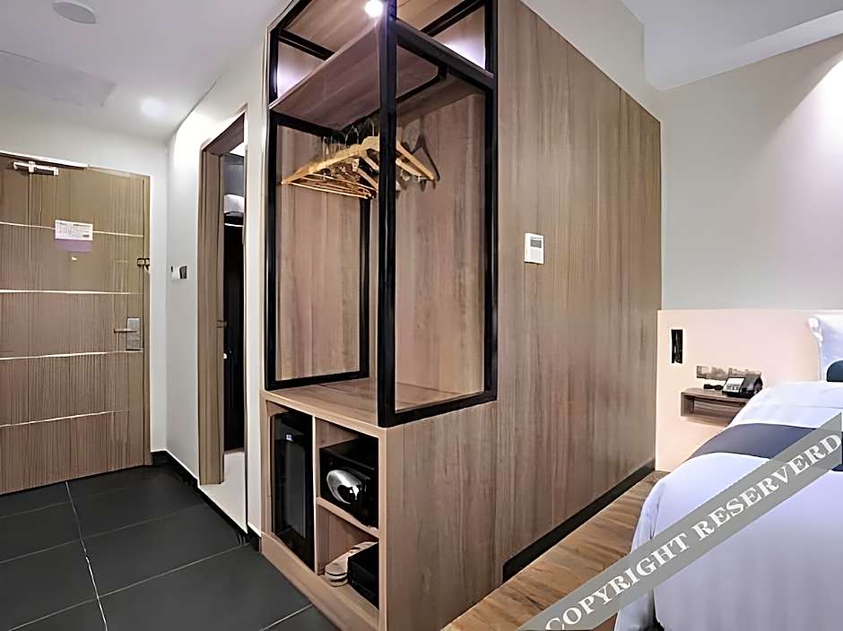 Harper Wahid Hasyim Medan by ASTON