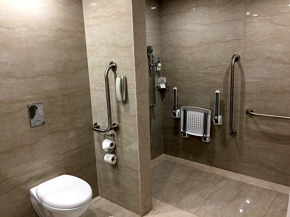 Red Fox by Lemon Tree Hotels, Sector 60, Gurugram