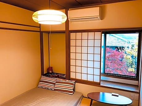 202 Traditional Tatami Double Room