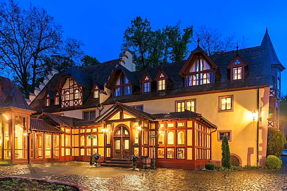 Schlosshotel Weyberhofe
