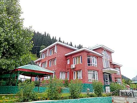 Hotel Glacier Heights