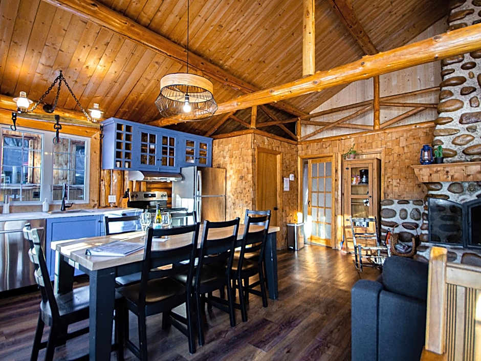 Riverside Cabin, Fishing, and Relaxation