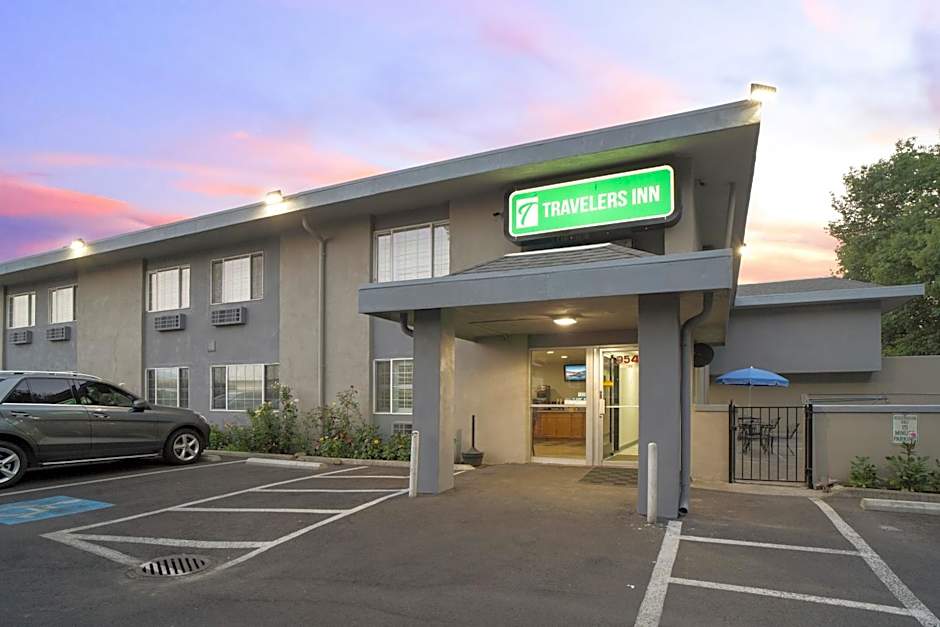 Travelers Inn Medford