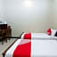 SUPER OYO 890 Dewi Fortuna Guest House