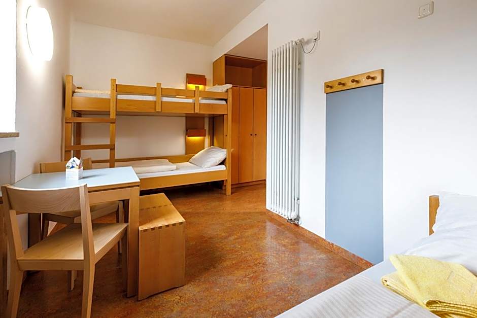 Jugendherberge Garmisch-Partenkirchen - membership required!