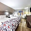 Red Roof Inn & Suites Middleborough