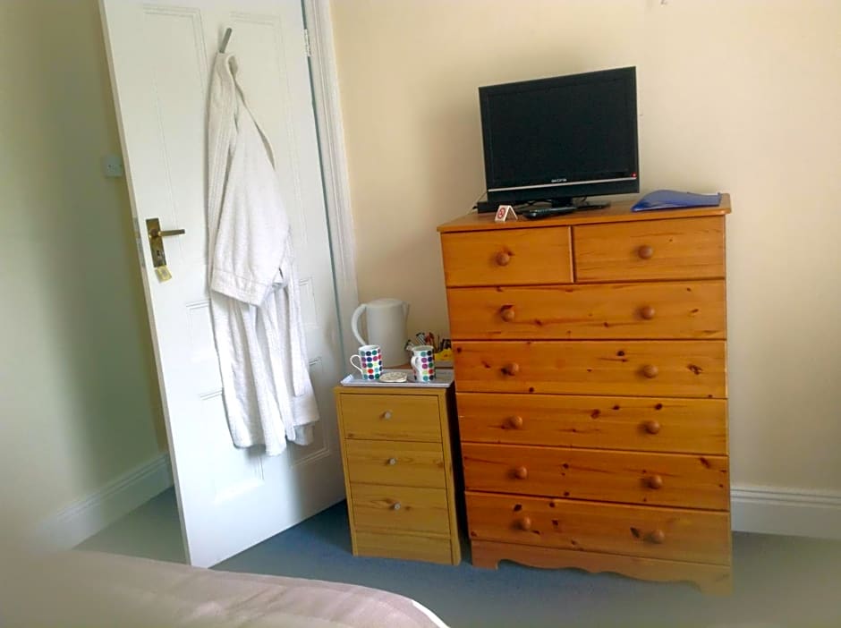 Drakewalls Bed And Breakfast