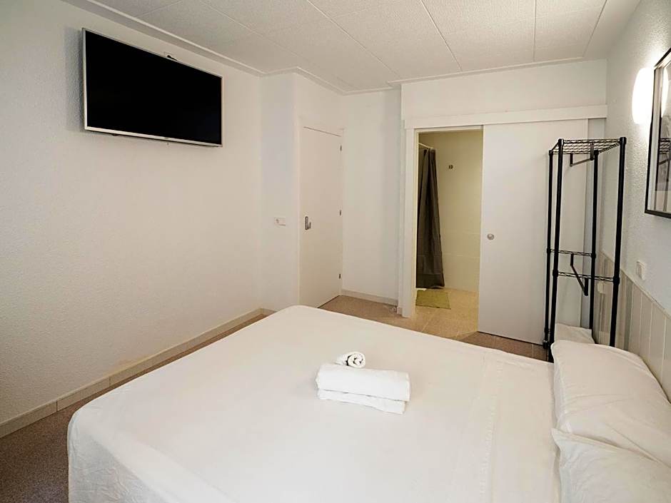 L'Hostalet GuestHouse