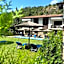 Relax Houses