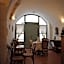 Vecchio Hotel