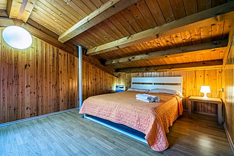 One-Bedroom Apartment (4 Adults)