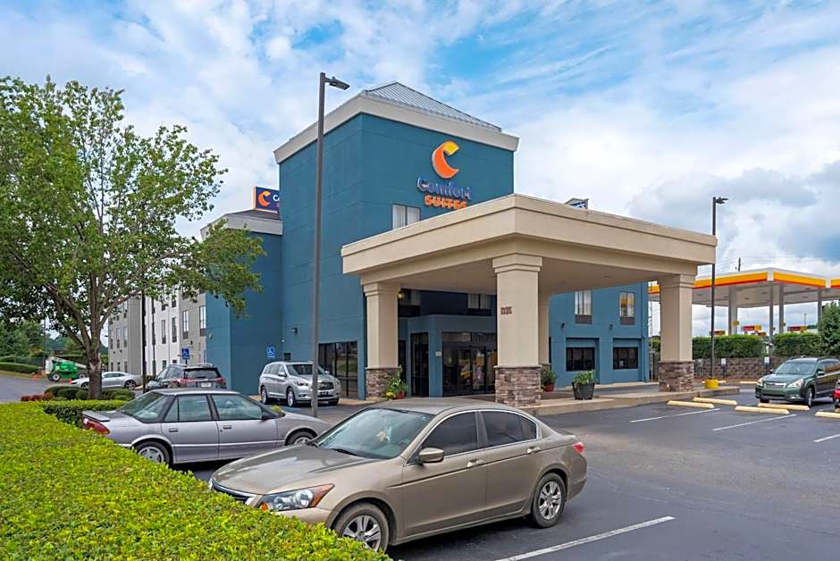 Comfort Suites Fultondale I-65 near I-22