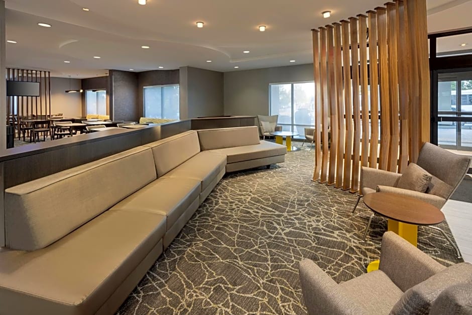 SpringHill Suites by Marriott Newark International Airport