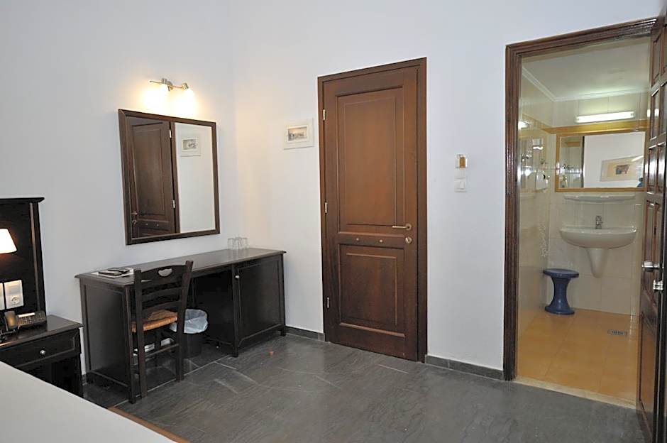 Hotel Marina Village