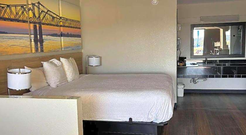 Days Inn & Suites by Wyndham Byram