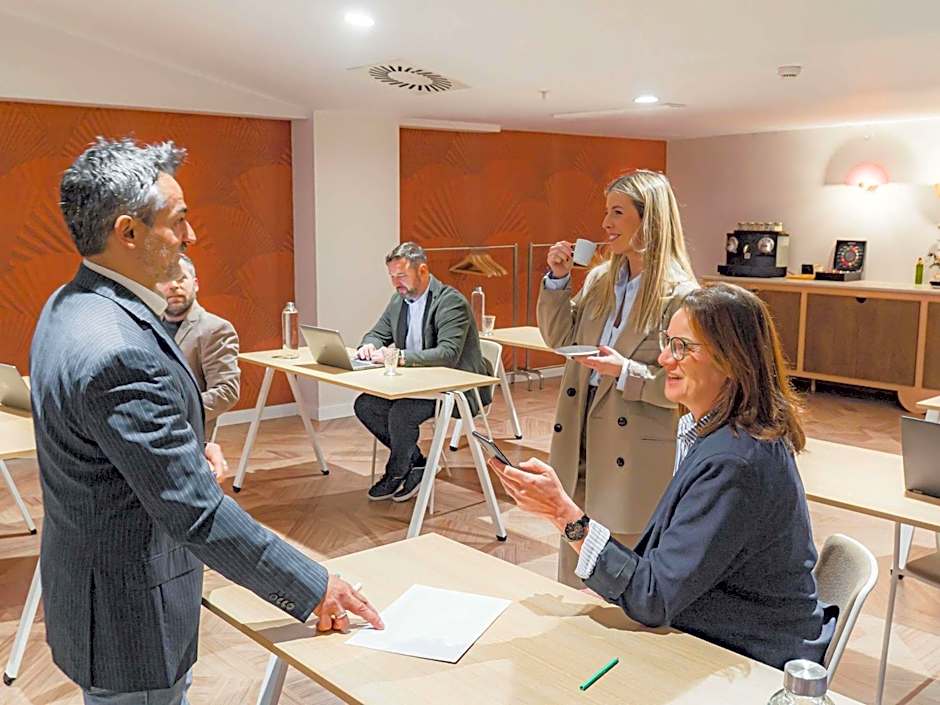 Ibis Styles Sevilla Santa Justa