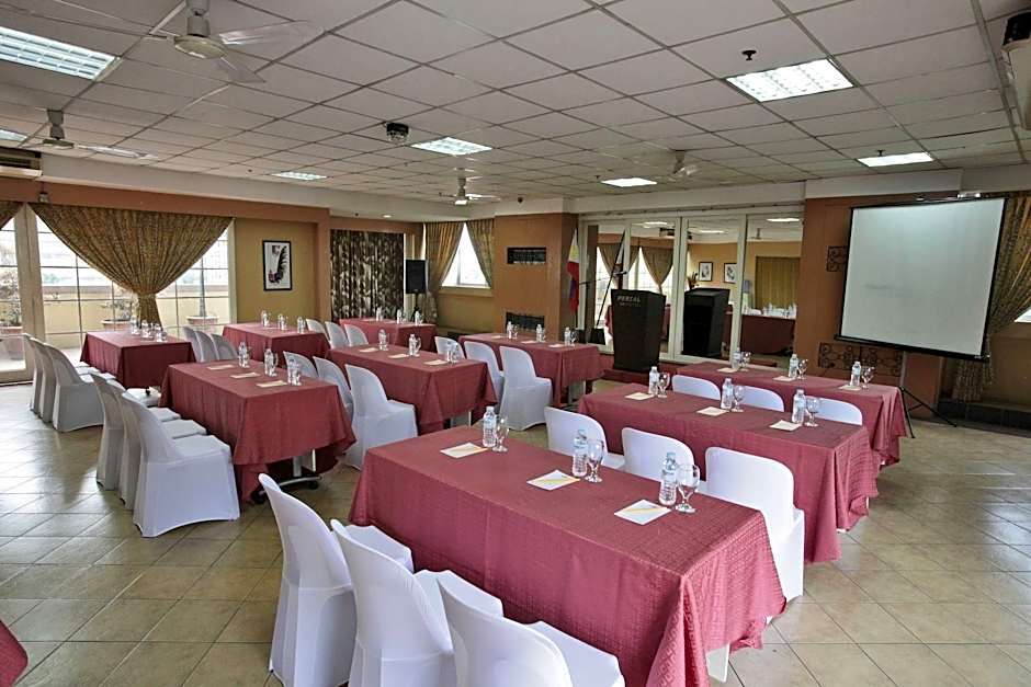 Fersal Hotel Malakas Quezon City