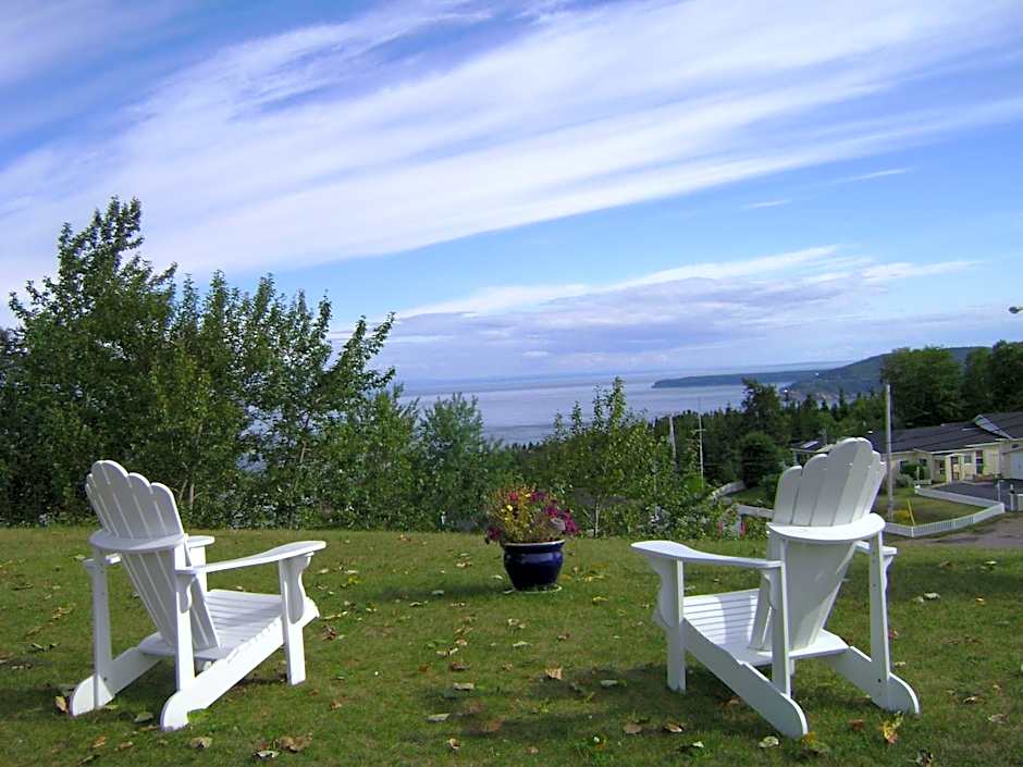 Hôtel Sous la Croix 152725