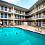 Motel 6 Buena Park, CA - Knotts Berry Farm - Disneyland