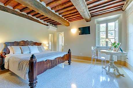 King Room with Pool View